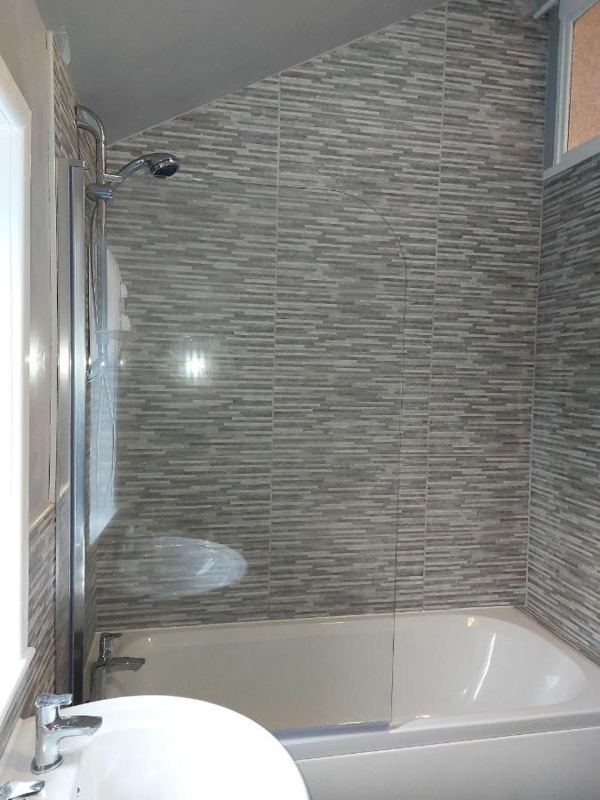 Lovely 2 Bedroomed Flat In The Centre Of Longton